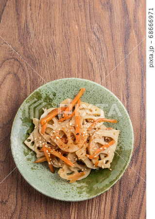 レンコンのきんぴら レンコンのきんぴら 68666971