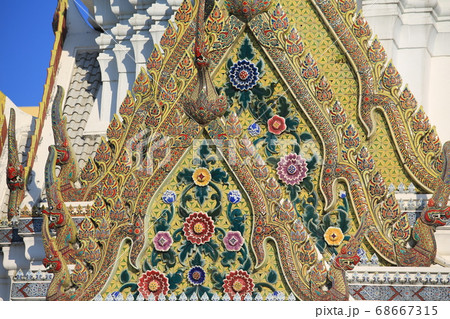the roof top of thailand temple the roof top of thailand temple 68667315