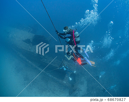 沈船ダイビング 沈船ダイビング 68670827