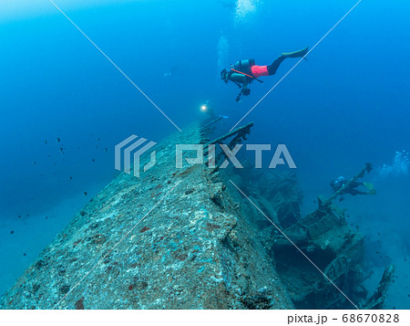 沈船ダイビング 68670828