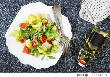 salad 68671724