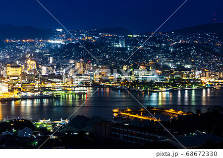 長崎稲佐山展望台から見た長崎港の夜景の写真素材