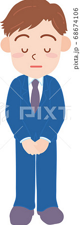 目をつむって立つ男性 68674106