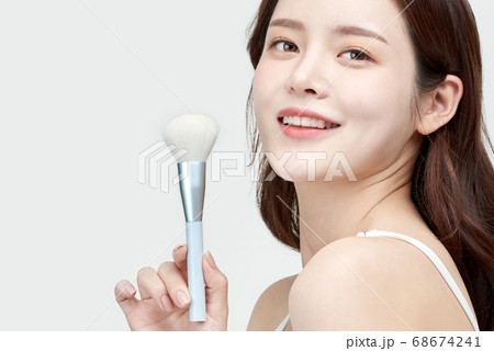 ビューティー 女性 女 68674241
