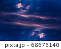 Dramatic horizontal clouds background 68676140