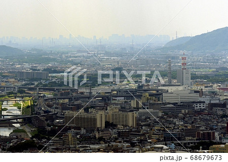 京都市営展望台 東山山頂公園 から見た京都市南部 伏見区 東山区など から大阪の高層ビル群の写真素材