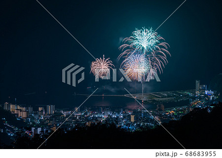 （静岡県）熱海100万ドルの夜景と海上花火 68683955