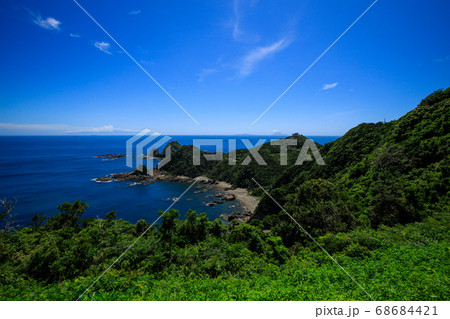 【鹿児島県 佐多岬】 佐多岬駐車場から風景 【鹿児島県 佐多岬】 佐多岬駐車場から風景 68684421