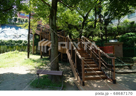 8月 港区359高輪児童遊園(八ツ山)城南五山 8月 港区359高輪児童遊園(八ツ山)城南五山 68687170