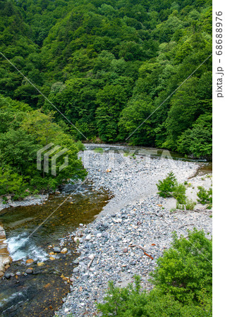 　奥利根  奈良俣ダム下流　楢俣川　　群馬県みなかみ町　　 68688976