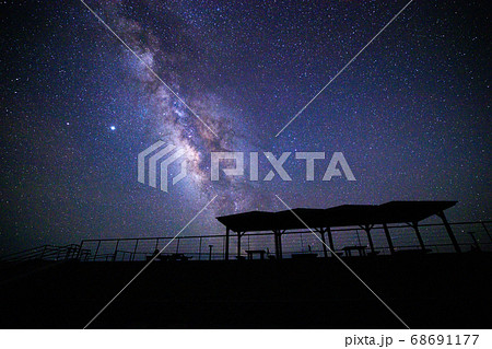 【鹿児島県 佐多岬】 佐多岬駐車場展望台からの夏の天の川 68691177