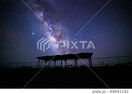 【鹿児島県 佐多岬】 佐多岬駐車場展望台からの夏の天の川 68691182