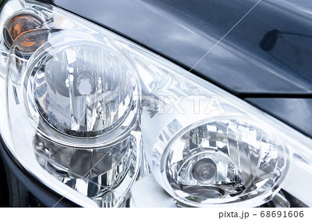 車のヘッドライト（研磨後） 68691606