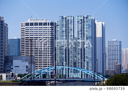 東京ウォーターフロント　天王洲アイルと京浜運河の風景 68693739