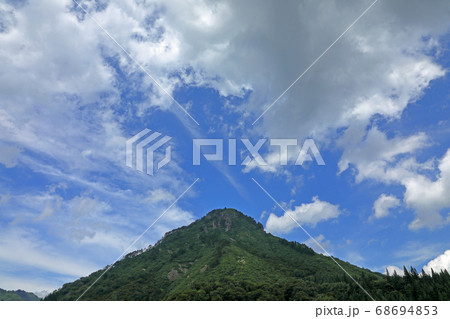 真夏の空と蒲生岳 福島県只見町 真夏の空と蒲生岳 福島県只見町 68694853