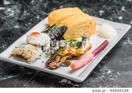 京の夏の味覚　鱧　鮎の塩焼き 68699288
