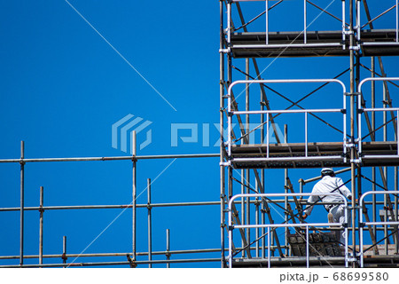 作業用の仮設足場 68699580