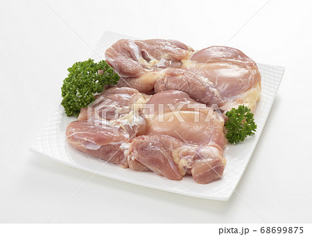 鶏のモモ肉 鶏のモモ肉 68699875