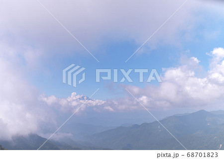 塔ノ岳　山頂 68701823