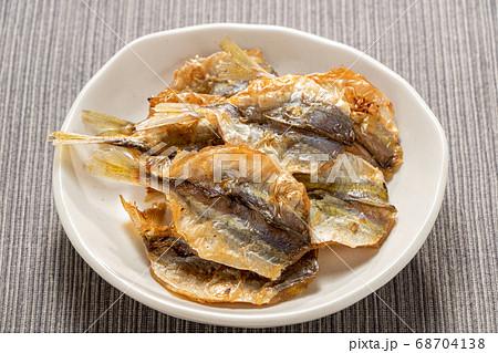 焼き小あじ。 焼き小あじ。 68704138