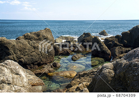 四国 高知県室戸市室戸岬町の乱礁遊歩道 四国 高知県室戸市室戸岬町の乱礁遊歩道 68704309