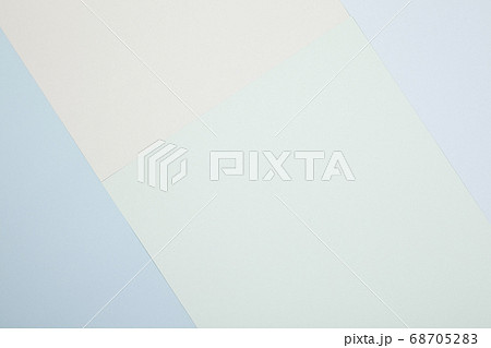 寒色系の画用紙を4枚構成　背景素材 68705283