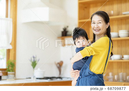 派遣保育士イメージ 派遣保育士イメージ 68709877