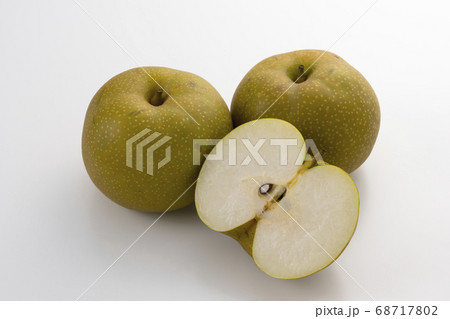 甘くおいしい♪　秋の味覚の幸水梨 68717802