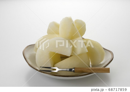 甘くおいしいフルーツ♪ 秋の味覚の幸水梨 甘くおいしいフルーツ♪ 秋の味覚の幸水梨 68717859