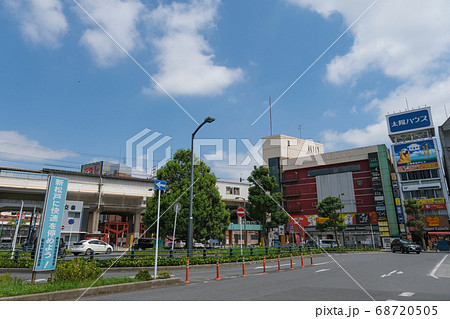 都市風景　新松戸駅前の街並み　千葉県松戸市 68720505