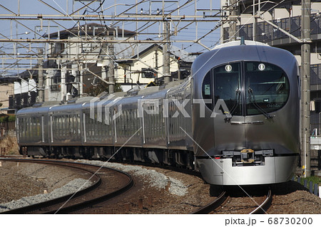 西武池袋線：特急ちちぶ（001系電車） 68730200