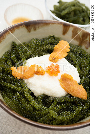 海ぶどう丼定食　アーサー汁　漬物 68730220