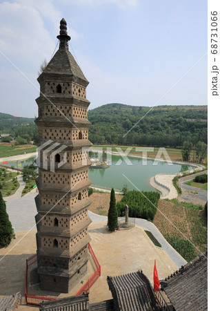 中国 山西省 陽城県 海会寺 双塔 中国 山西省 陽城県 海会寺 双塔 68731066
