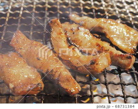 黒毛和牛焼肉（カルビ） 68731384