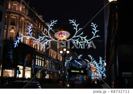 クリスマス前のロンドン、リージェントストリート クリスマス前のロンドン、リージェントストリート 68732711