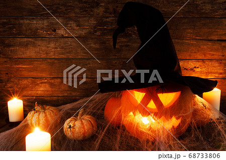 Jack O Lantern Halloween pumpkin 68733806