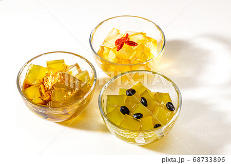 みつ豆　かんてん　　 Japanese style sweets or desserts 68733896