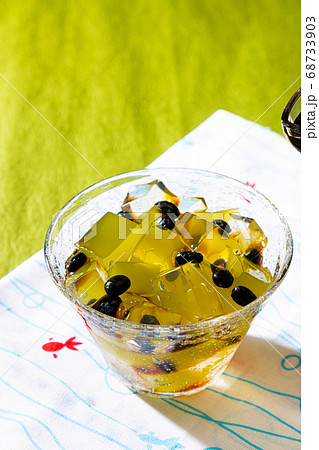 みつ豆　かんてん　　 Japanese style sweets or desserts 68733903