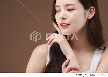 ビューティー 女性 女 68735245