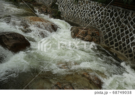 川 河 河川 68749038