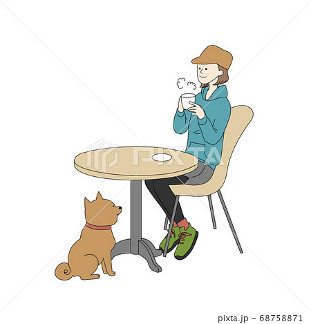 ドッグカフェでお茶をする女性 ドッグカフェでお茶をする女性 68758871