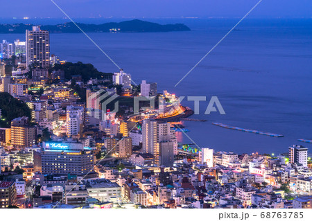 《静岡県》熱海の夜景・リゾート地 《静岡県》熱海の夜景・リゾート地 68763785