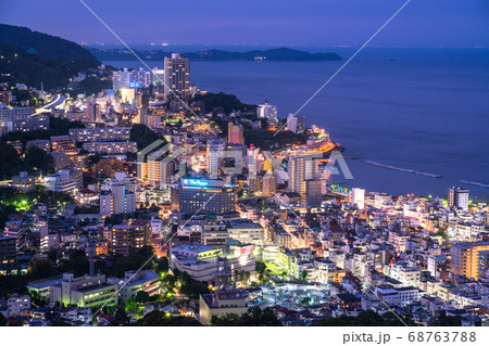 《静岡県》熱海の夜景・リゾート地 68763788