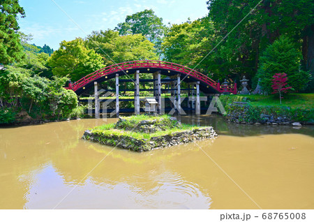 丹生都比売神社　鏡池と輪橋　世界遺産 68765008