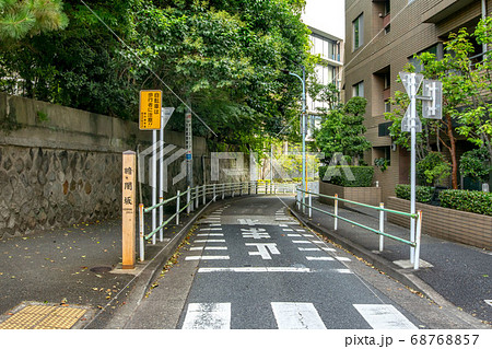 東京都港区の暗闇坂 東京都港区の暗闇坂 68768857