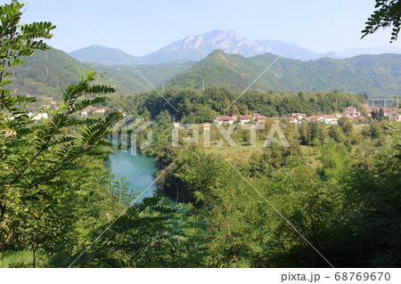 ボスニアヘルツェゴビナの片田舎 68769670