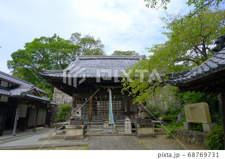 清流の郷 醒井宿 「梅花藻」咲く地蔵川とその風景 68769731
