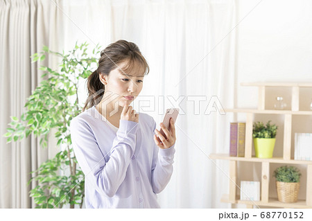 スマートフォンの電波が悪い　通信速度制限　通信障害 68770152