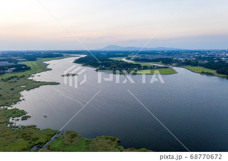 夏の夕方の牛久沼 夏の夕方の牛久沼 68770672