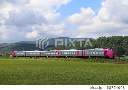 キハ261系5000代はまなす編成 キハ261系5000代はまなす編成 68774008